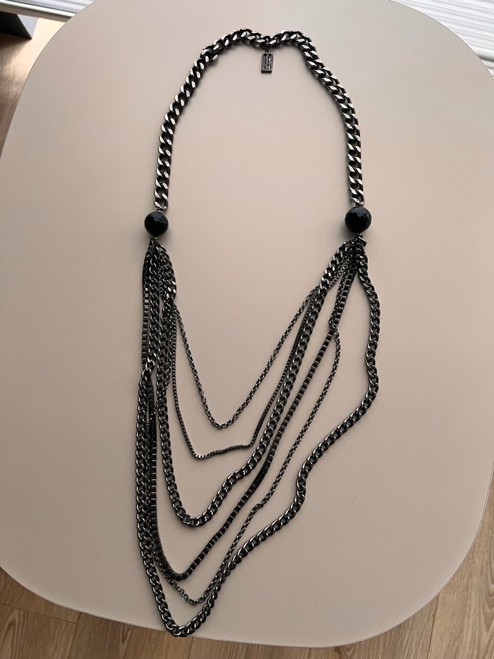 Uzun Siyah Zincir Detaylı Gotik Kadın Kolye - Görsel 4