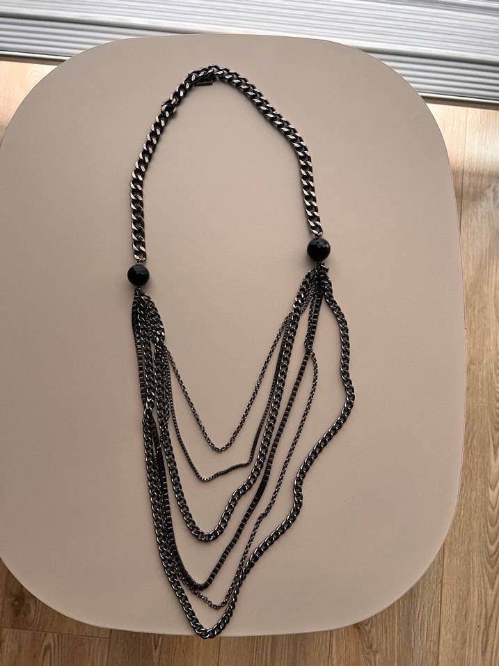 Uzun Siyah Zincir Detaylı Gotik Kadın Kolye - Görsel 2
