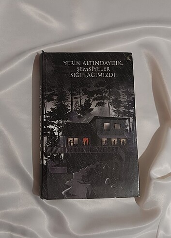  Enkaz Altındakiler Ciltli