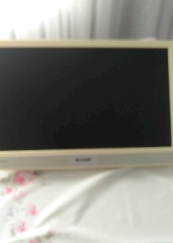 Beyaz Arçelik Monitör - Görsel 4