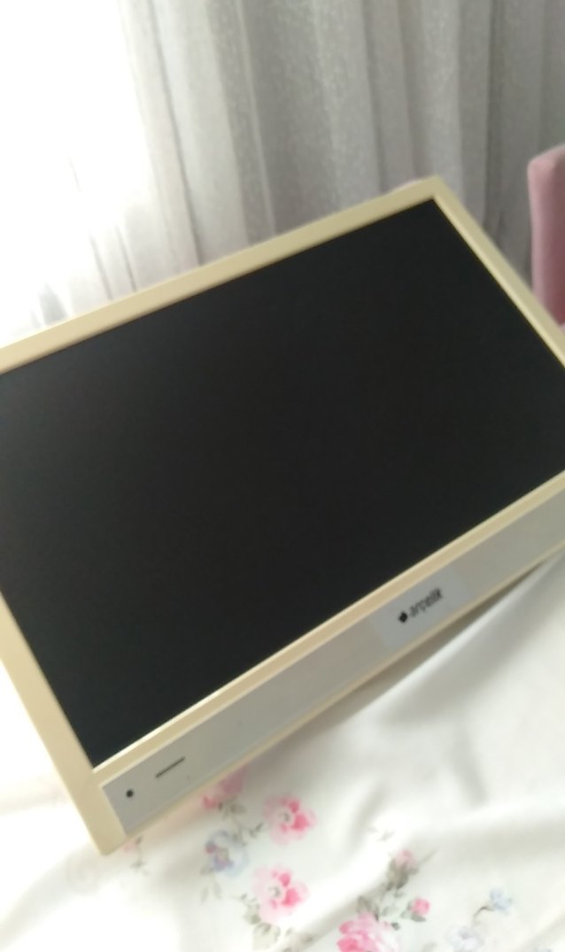 Beyaz Arçelik Monitör - Görsel 5