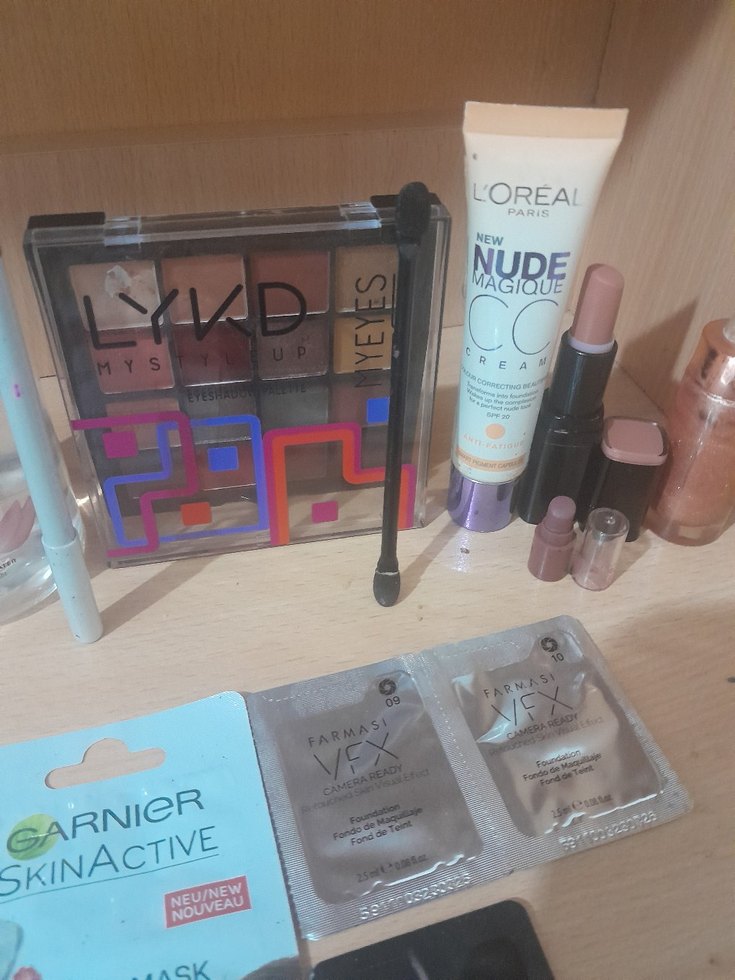 makyaj malzemeleri - Görsel 2