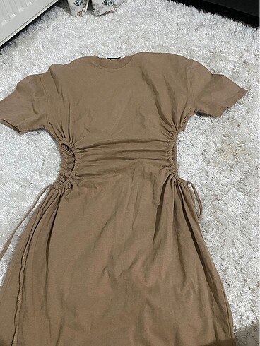 Bershka Elbise