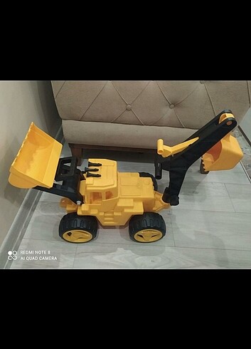 Beden Pilsan Excavator