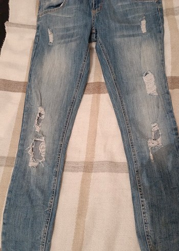 Kadın Mavi Rahat Kesim Yırtık Kot Pantolon - Görsel 3