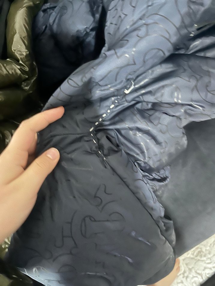 Siyah Kapüşonlu Erkek Mont - Görsel 3