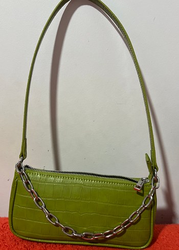 Zincir Detaylı Yeşil Deri Kadın Çanta - Görsel 2