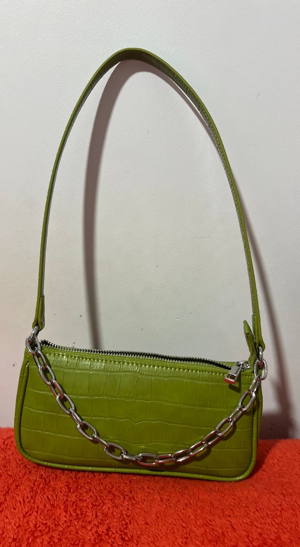 Zincir Detaylı Yeşil Deri Kadın Çanta - Görsel 2