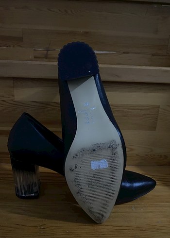 Klasik Siyah Kadın Topuklu Ayakkabı - Görsel 3