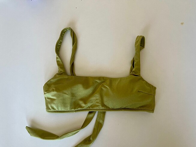 Bikini üstü