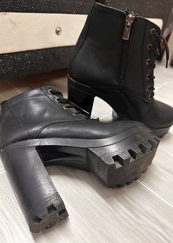 Topuklu bot - Görsel 3