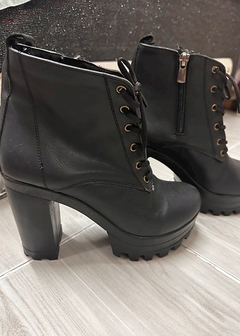 Topuklu bot - Görsel 2