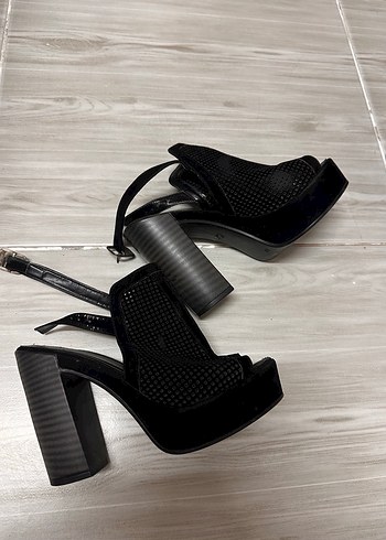 Kadın Siyah Kareli Platform Topuklu Ayakkabı - Görsel 3