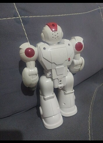 Oyuncak Robot 