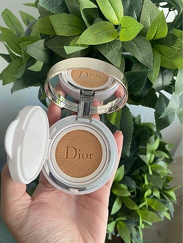 Beden Dior Fondöten