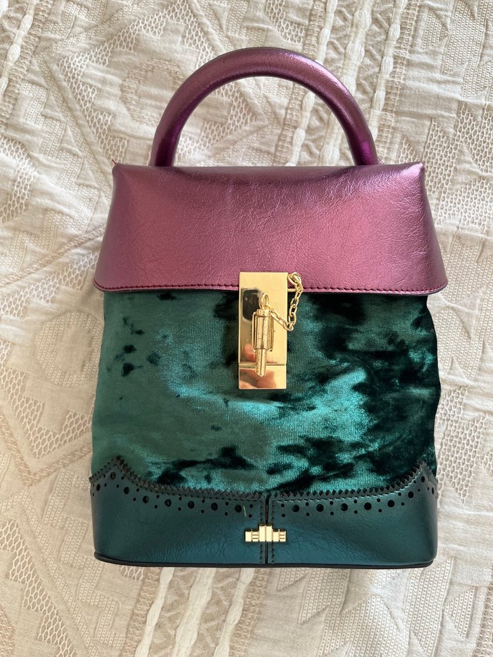 Mor Kapaklı Koyu Yeşil Kadın Çanta - Görsel 3