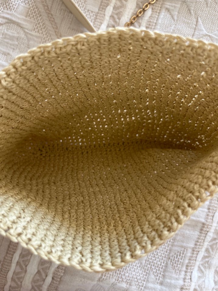 Zincir Detaylı Bej Örgü Kadın Çanta - Görsel 3