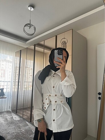 Beyaz gömlek - Görsel 2