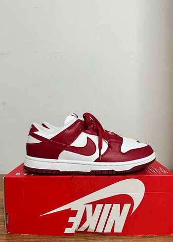 Kırmızı Nike Kadın Spor Ayakkabı