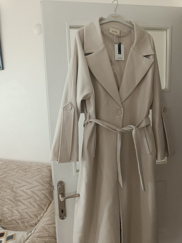 Bej Düğmeli Uzun Kadın kaban - Görsel 3