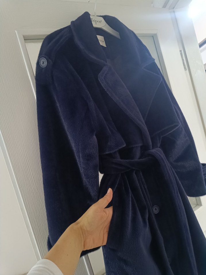 Lacivert Kadife Kemerli Kaban - Görsel 2