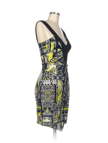 Miss Selfridge Miss Selfridge Kısa Elbise %70 İndirimli.