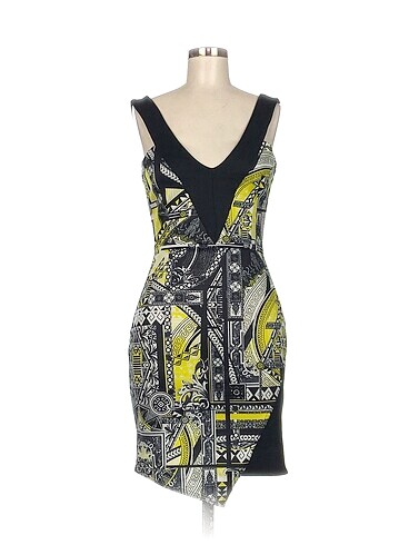 Miss Selfridge Kısa Elbise %70 İndirimli.