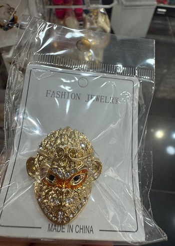 Accessorize  Altin Maymun Tasli Bros