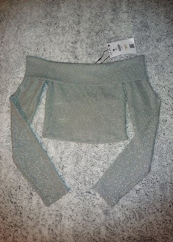 Madonna yaka simli crop - Görsel 2