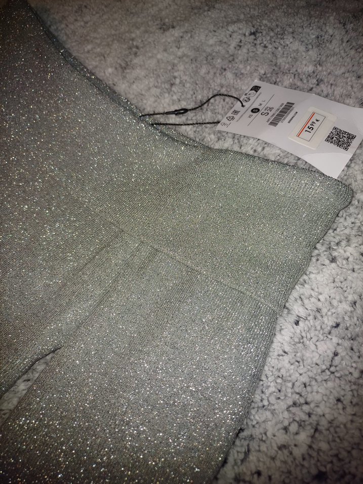 Madonna yaka simli crop - Görsel 4