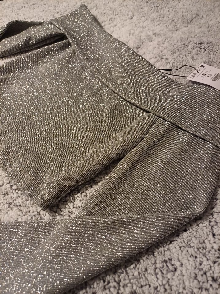 Madonna yaka simli crop - Görsel 3