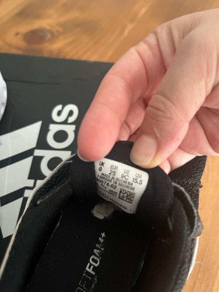 Erkek Çocuk Siyah Cırtlı Spor Ayakkabı - Görsel 4