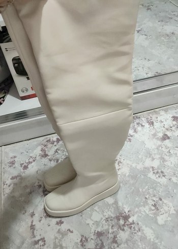 Beyaz Deri Platform Topuklu Diz Üstü Kadın Çizme - Görsel 4