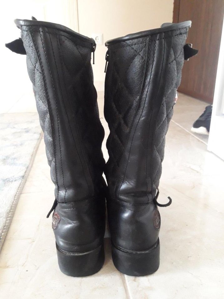 Kadın Siyah Deri Tokalı Dizüstü Bot - Görsel 3