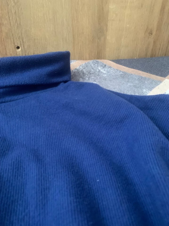 Yüksek Yaka Mavi Kadın Sweatshirt - Görsel 3