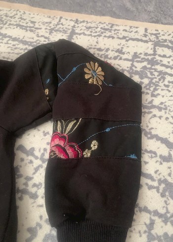 Siyah Kadın Kısa Sweatshirt - Görsel 3