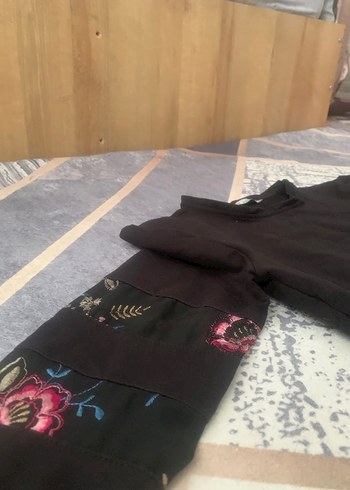 Siyah Kadın Kısa Sweatshirt - Görsel 2