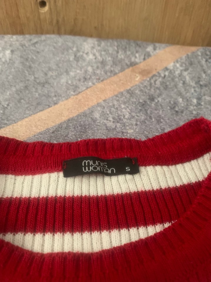 Kırmızı Beyaz Çizgili Kadın Triko Kazak - Görsel 3