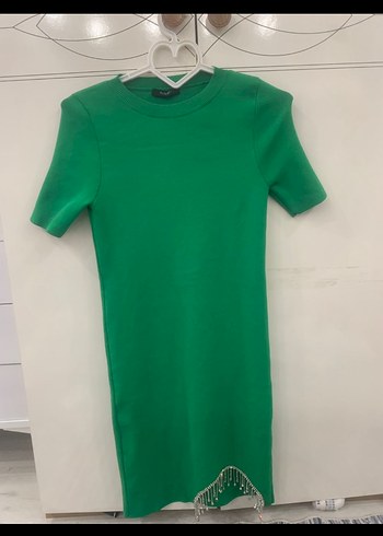 Yeşil Mini Kadın Elbise Taş Püskül Detaylı - Görsel 2