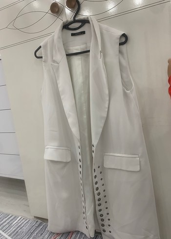 Düğmeli Uzun Beyaz Kadın Yelek - Görsel 2
