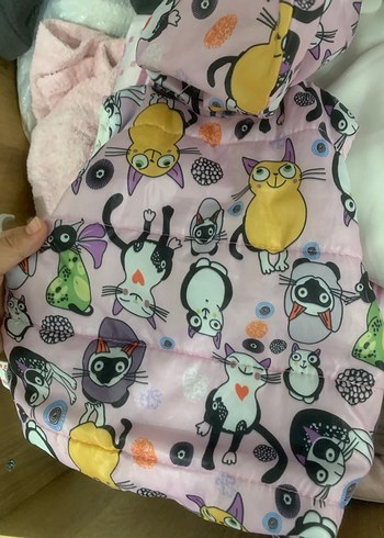 Kız Çocuk Kapüşonlu Baskılı Yelek - Görsel 2