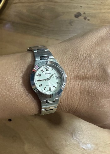 Beden Casio Beyaz Kadranlı Klasik bayan Saati