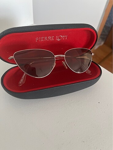 Pierre Cardin Güneş gözlüğü