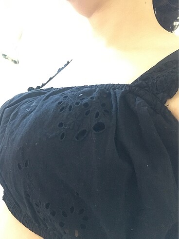 xl Beden Siyah crop delikli