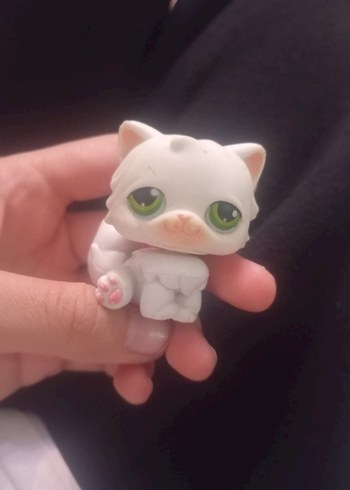Beyaz Pastel Renkli Kedi Figürü