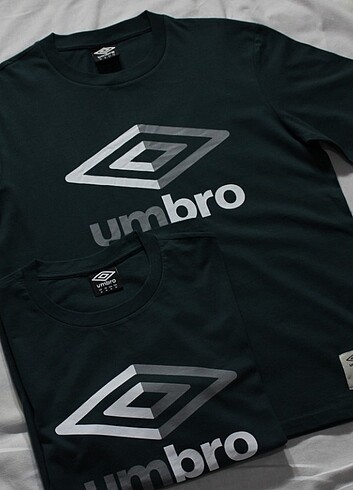 Umbro T-shirt. 