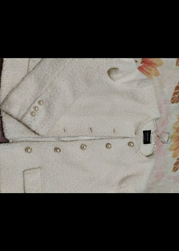 Düğmeli Beyaz Midi Kadın Kaban - Görsel 3