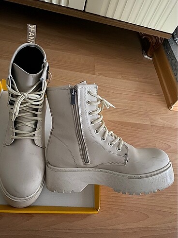 38 Beden Bej rengi 38 numara bot