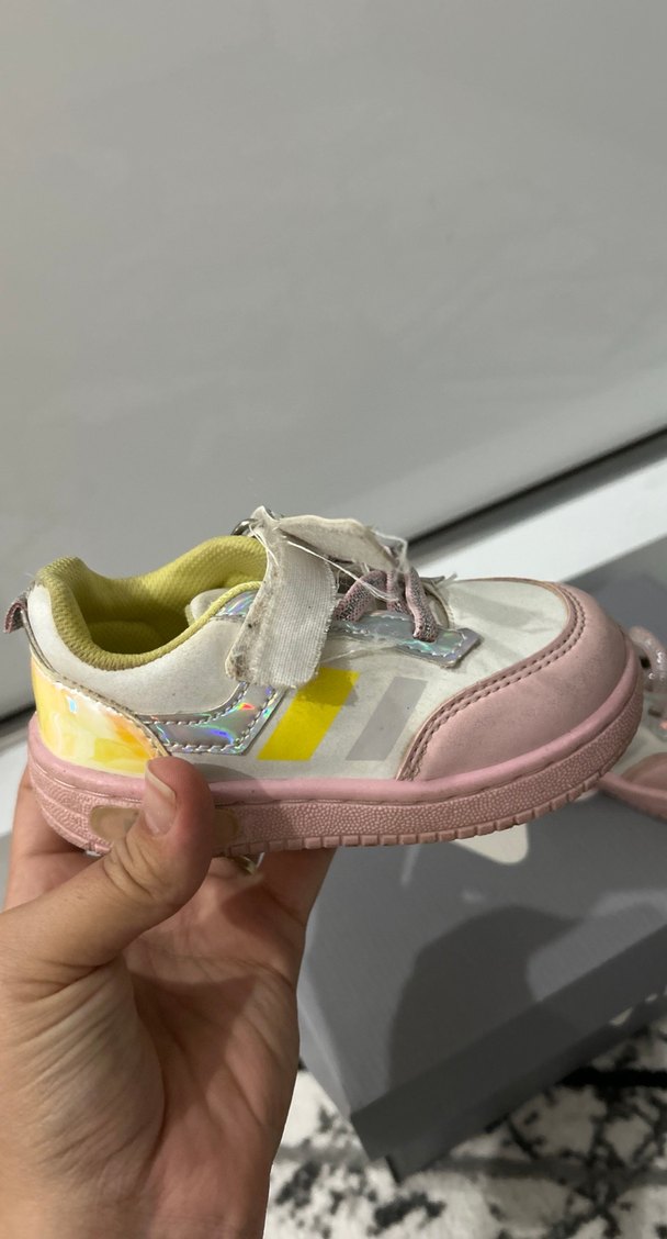 Kız Çocuk Pembe Çizgili Spor Ayakkabı - Görsel 2