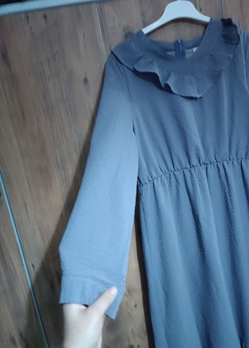 Gri Uzun Kollu Volanlı Uzun Elbise - Görsel 2